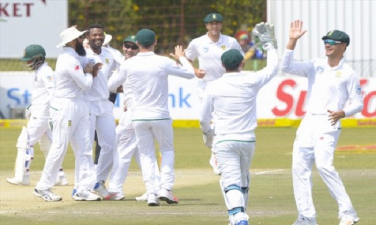  South Africa extend lead to 230 before bad light forces stumps 