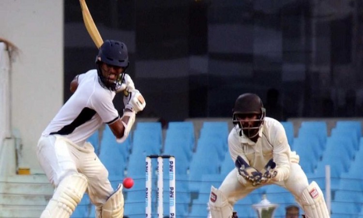 Images for India Red dominate day 3 of Duleep Trophy final