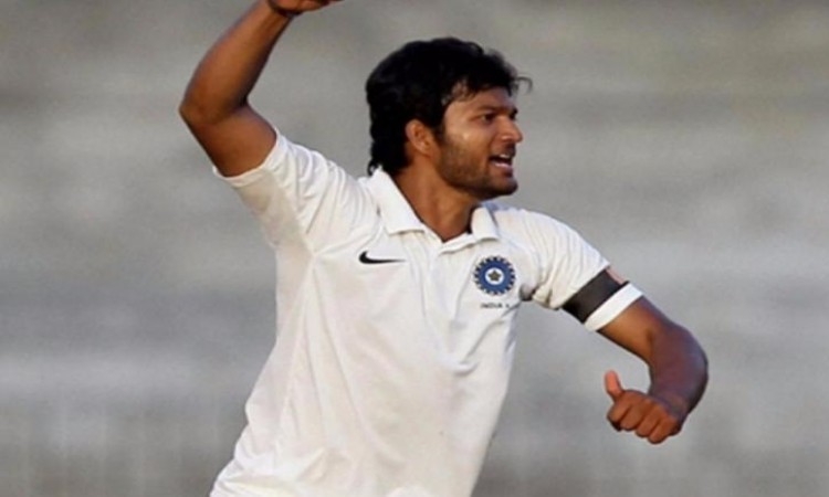 Jalaj saxena scores century and takes 8 wickets in a ranji trophy match