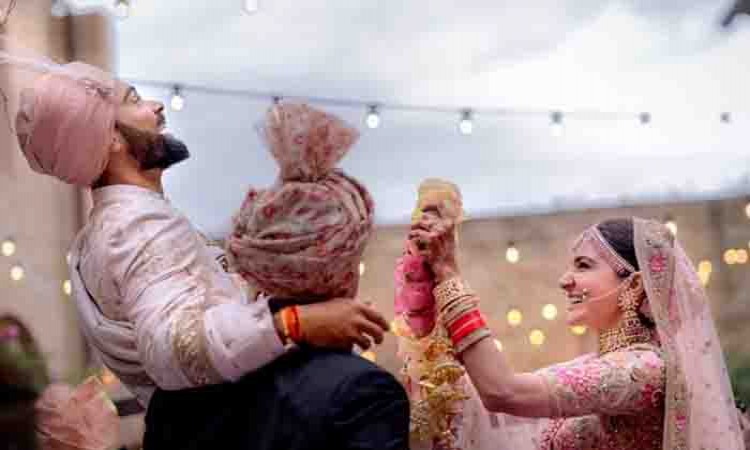 Was wonderful to work with Virat, Anushka, says designer Sabyasachi Mukherjee Images