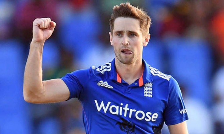 Chris woakes is sold to RCB for INR 740 lacs in IPLAuction 