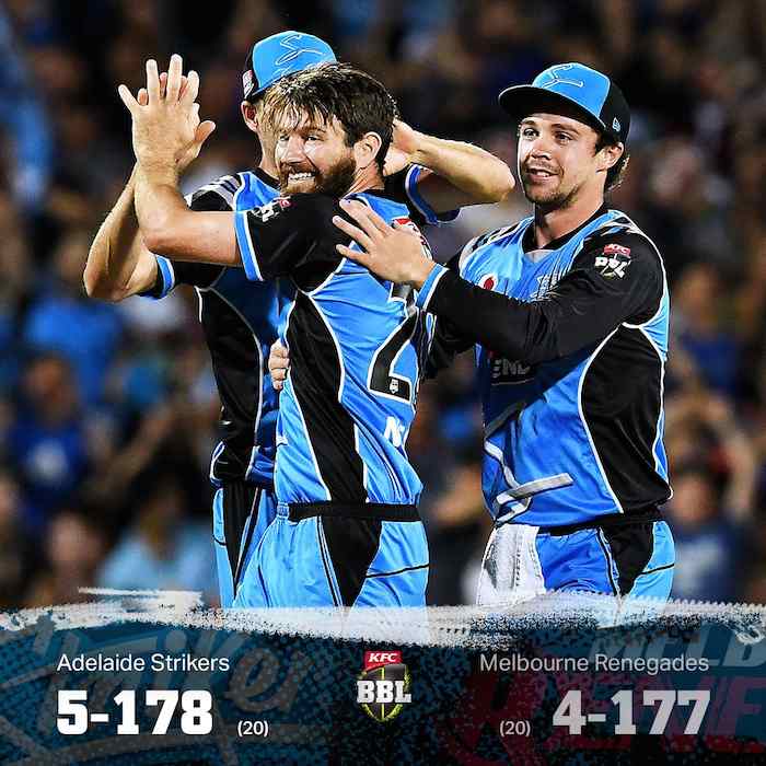 Adelaide Strikers vs Melbourne Renegades BBL 2017-18