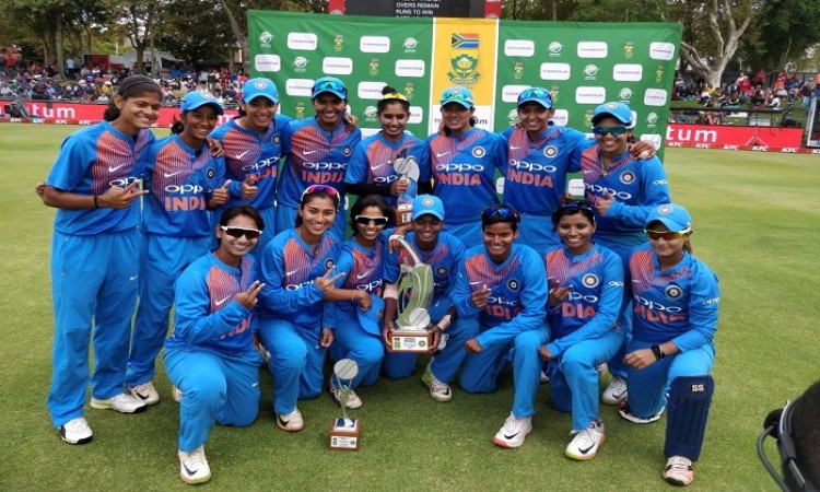 India clinch women's T20I series against South Africa
