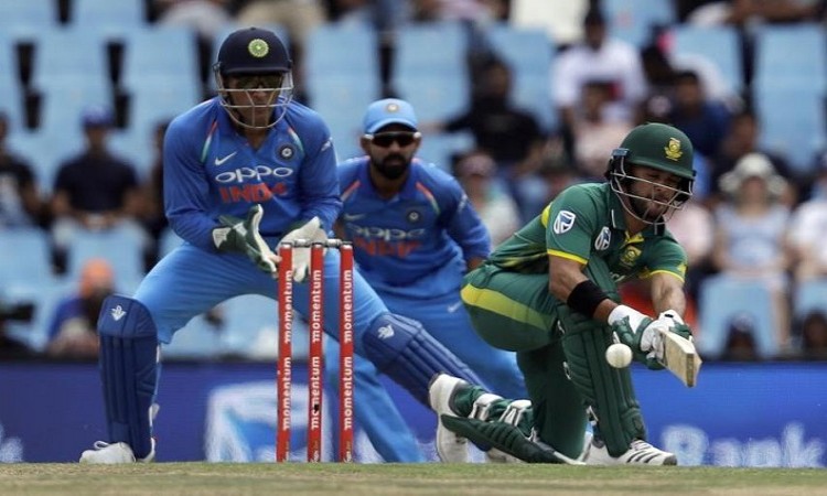 MS Dhoni becomes the fourth wicket-keeper to affect 400 dismissals in ODIs