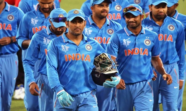  MS Dhoni's guidance key to India's 2019 World Cup dreams says Virender Sehwag