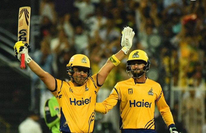 Kamran Akmal is the first wicketkeeper batsman to score 4 hundreds in T20 Kamran Akmal is the first wicketkeeper batsman to score 4 hundreds in T20