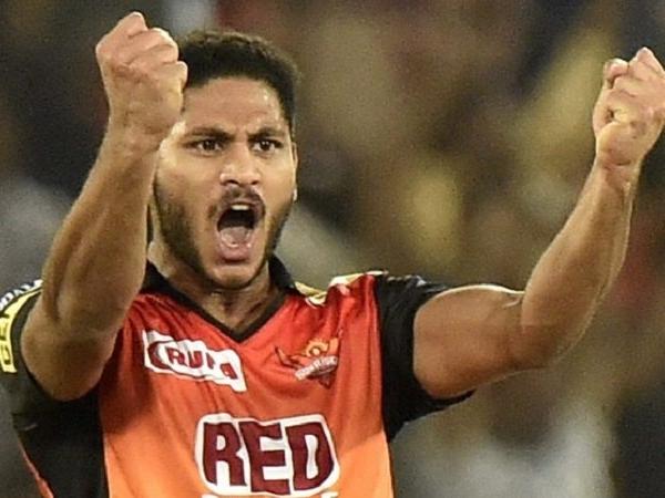 Basil Thampi breaks record of worst figures in IPL history Basil Thampi breaks record of worst figures in IPL history