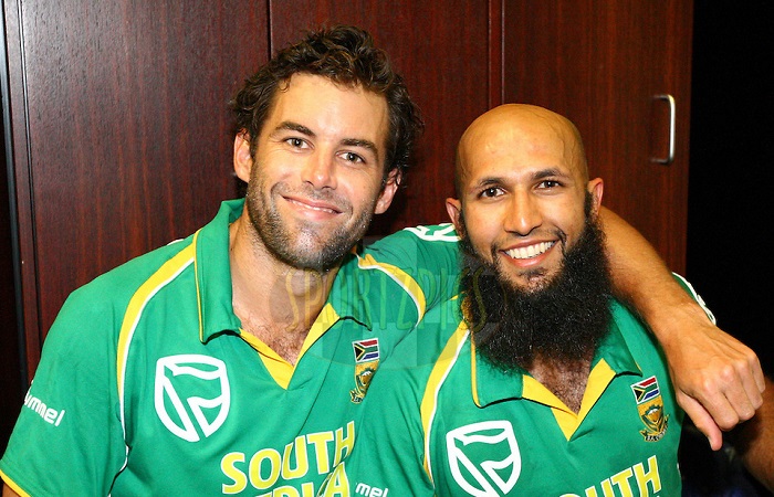Neil McKenzie set to be appointed Bangladesh's batting consultant Neil McKenzie set to be appointed Bangladesh's batting consultant