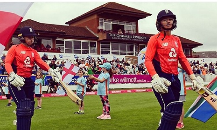 महिला टी- 20 क्रिकेट में इंग्लैंड की महिला टीम ने बनाया वर्ल्ड रिकॉर्ड, बना T20I का सबसे बड़ा स्कोर 