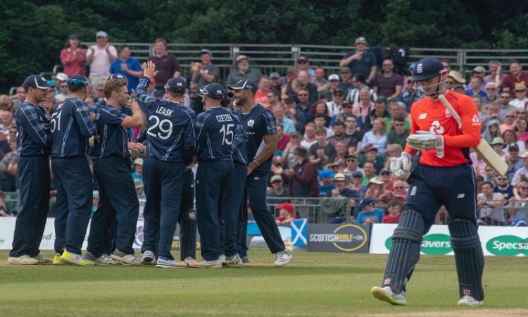  scotland beat England by 6 runs in only odi