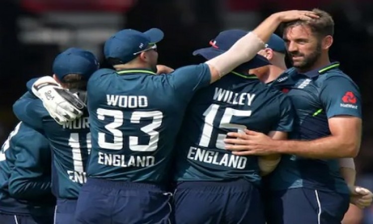 निर्णायक वनडे के लिए इंग्लैंड ने चली खतरनाक चाल, इस नए बल्लेबाज को किया टीम में शामिल Images
