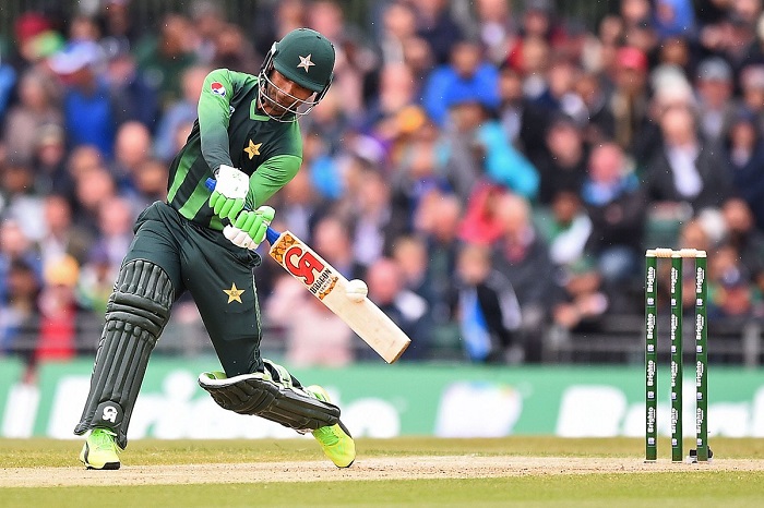 Fakhar Zaman 73 guides Pakistan to 194 Fakhar Zaman 73 guides Pakistan to 194