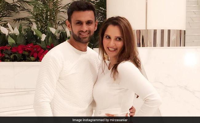 Shoaib Malik 2000 T20I runs Shoaib Malik-Sania Mirza