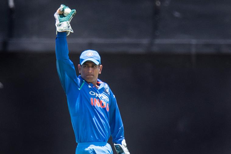 ms dhoni complete 300 catches in ODI ms dhoni complete 300 catches in ODI