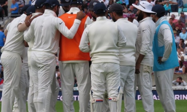 चौथे दिन भारतीय टीम के लिए बुरी खबर, यह खिलाड़ी चोटिल होकर हुआ मैदान से बाहर UPDATE Images