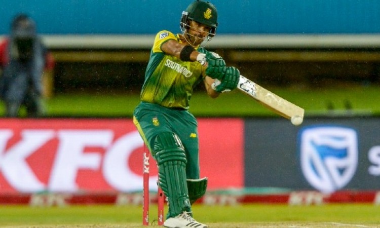 जिम्बाब्वे के खिलाफ दूसरे टी-20 में साउथ अफ्रीकी टीम की जीत, यह खिलाड़ी रहा मैच का हीरो Images