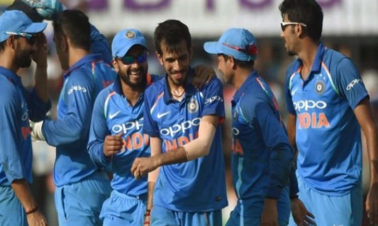 वेस्टइंडीज के खिलाफ वनडे सीरीज के लिए मनीष पांडे और केएल राहुल को भी मिला मौका, जानिए पूरी टीम Image