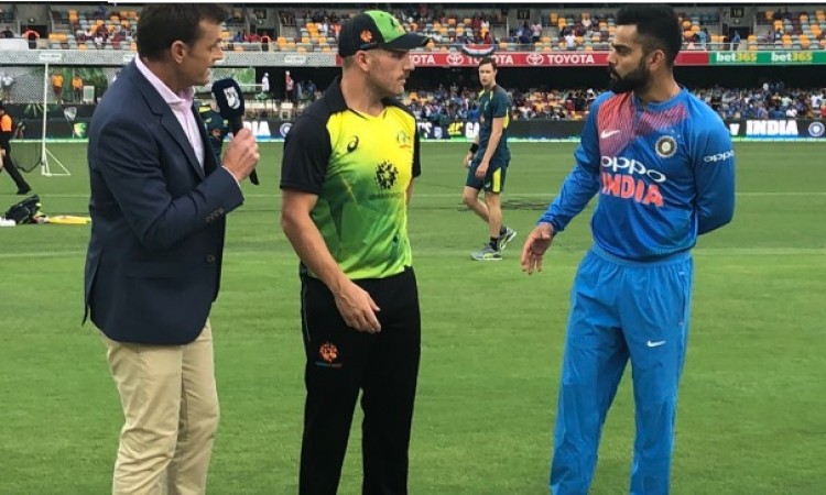 UPDATE: ऑस्ट्रेलिया के खिलाफ पहले टी- 20 में भारत ने जीता टॉस, पहले फील्डिंग करने का किया फैसला Imag