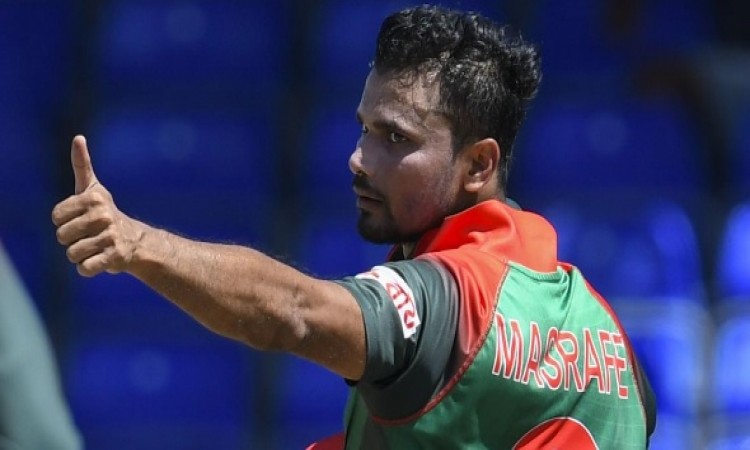 बांग्लादेश की वनडे क्रिकेट टीम के कप्तान मशरफे मुर्तजा ने अचानक से लिया चौंकाने वाला फैसला Images