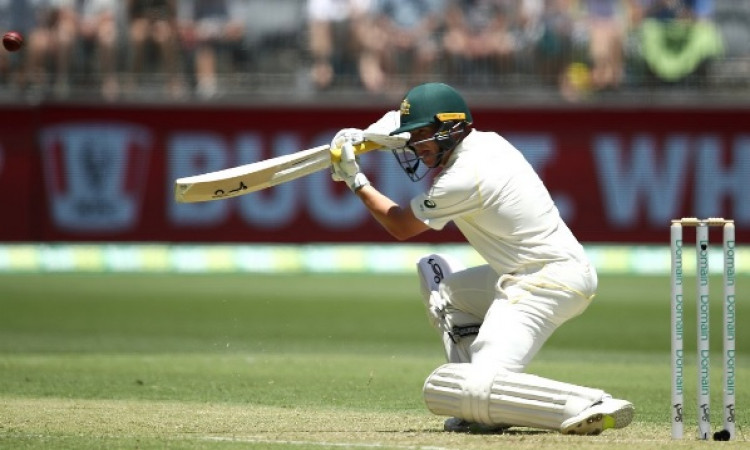 युवा ऑस्ट्रेलियन ओपनर मार्कस हैरिस ने पर्थ टेस्ट में अर्धशतक जमाकर रच दिया इतिहास Images