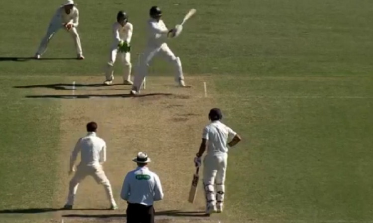 ऑस्ट्रेलिया XI के खिलाफ मुरली विजय ने एक ओवर में जड़े 26 रन, देखिए वीडियो Images