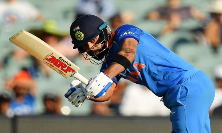 विराट कोहली ने वनडे में जड़ा 49वां अर्धशतक, धोनी और कोहली की जोड़ी क्या जीता पाएगी भारत को ? Images