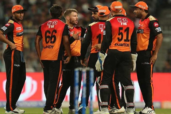 IPL 12 Match 8: राजस्थान रॉयल्स के खिलाफ सनराइजर्स हैदराबाद की टीम में एक बदलाव, संभावित XI IPL 12 Match 8: राजस्थान रॉयल्स के खिलाफ सनराइजर्स हैदराबाद की टीम में एक बदलाव, संभावित XI