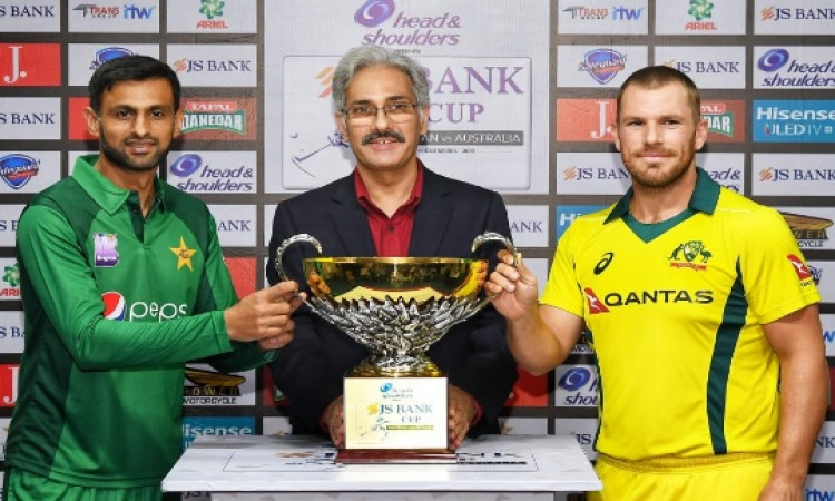 1st ODI: पाकिस्तान ने ऑस्ट्रेलिया के खिलाफ टॉस जीतकर पहले बल्लेबाजी करने का किया फैसला, प्लेइंग XI I