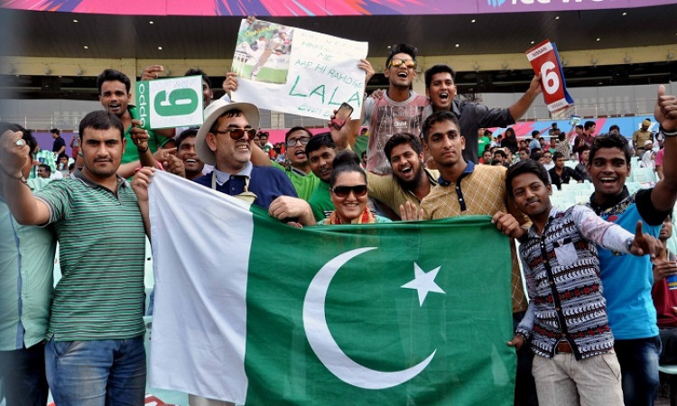 Pakistan Cricket Fans