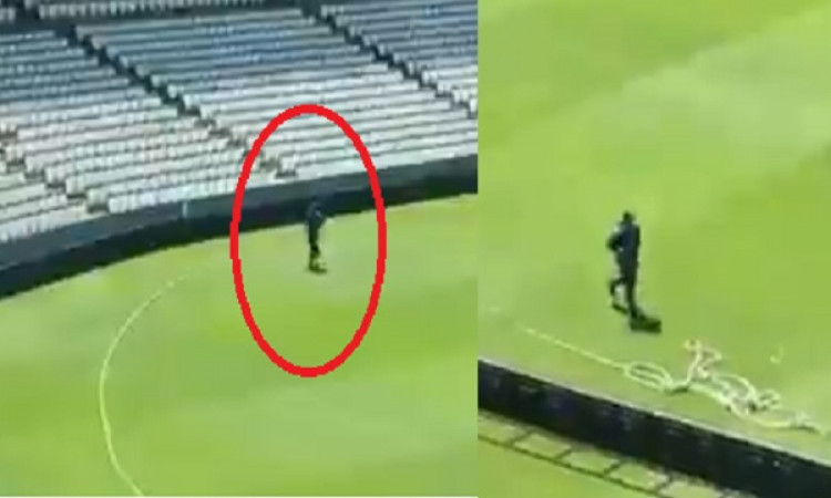 VIDEO पाकिस्तान- साउथ अफ्रीकी मैच से पहले सरफराज अहमद ने किया था ऐसा दिल जीतने वाला काम Images