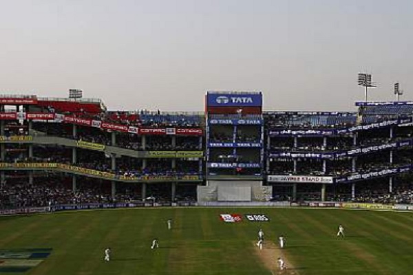 दिल्ली के फिरोजशाह कोटला स्टेडियम के नाम को बदला गया, अब इस नाम से जाना जाएगा! Images