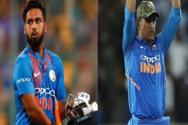 Dhoni Dhoni