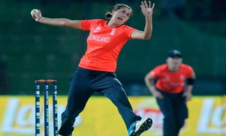 इंग्लैंड महिला क्रिकेट टीम की अनुभवी ऑलराउंडर जेनी गुन ने इंटरनेशनल क्रिकेट से किया संन्यास का ऐलान 