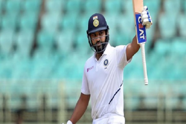 रोहित ने  176 रनों की पारी खेलकर राहुल द्रविड़ की कर ली बराबरी Images
