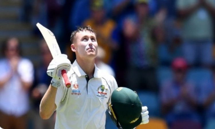 ब्रिस्बेन टेस्ट : वार्नर, लाबुसचांगे के शतक से आस्ट्रेलिया ने बनाए 580 रन Images