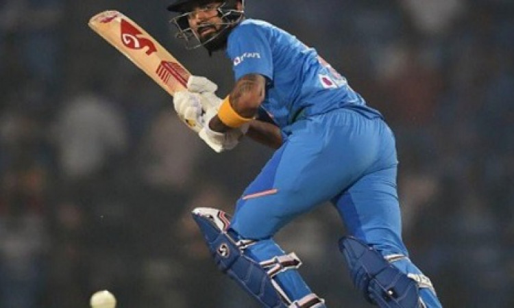 केएल राहुल ने रचा इतिहास, सबसे तेज 1000 टी-20 इंटरनेशनल रन बनानें वाले तीसरे बल्लेबाज बने ! Images