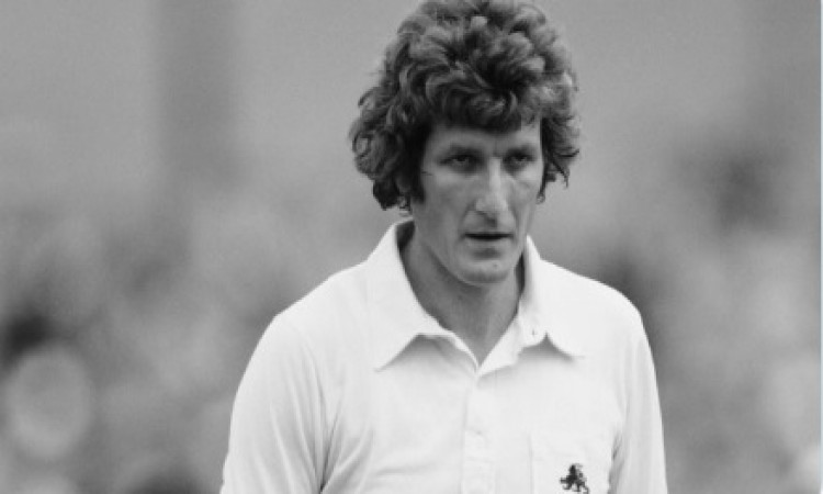 इंग्लैंड के पूर्व तेज गेंदबाज बॉब विलिस का निधन, क्रिकेट जगत ने ऐसे याद किया ! Images