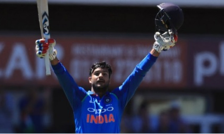 वेस्टइंडीज के खिलाफ वनडे सीरीज से धवन बाहर, मयंक अग्रवाल को किया गया भारतीय टीम में शामिल ! Images