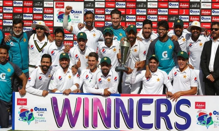 शोएब अख्तर ने पाकिस्तान क्रिकेट खिलाड़ियों को दी सलाह, कोहली से सीखने की करें कोशिश ! Images