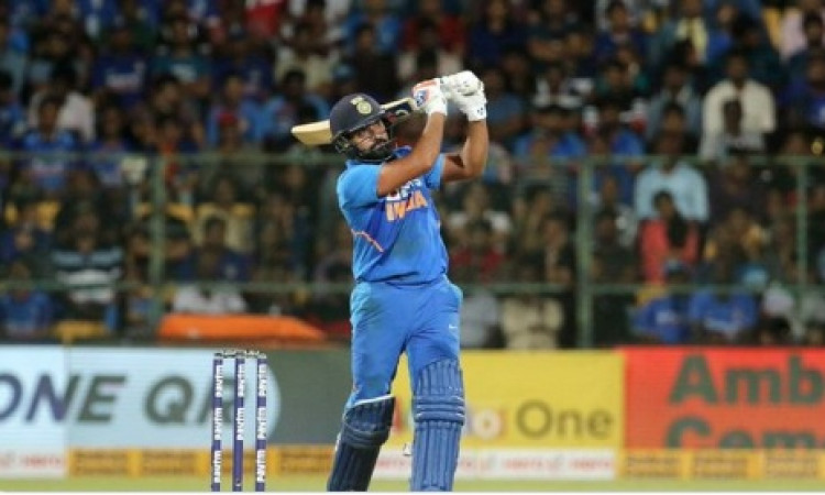 रोहित शर्मा का धमाकेदार अर्धशतक, बतौर ओपनर इंटरनेशनल क्रिकेट में 10000 रन किए पूरे ! Images