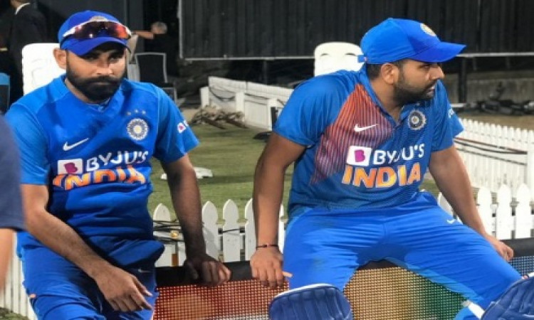रोहित शर्मा और मोहम्मद शमी की तारीफ कर रही है विरोधी टीम, कहा इन दोनों के चलते ही हारी न्यूजीलैंड ! 