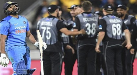 भारत - न्यूजीलैंड सीरीज से पहली ही आ गई ऐसी बुरी खबर, यह खिलाड़ी हुआ टी-20 सीरीज से बाहर ! Images