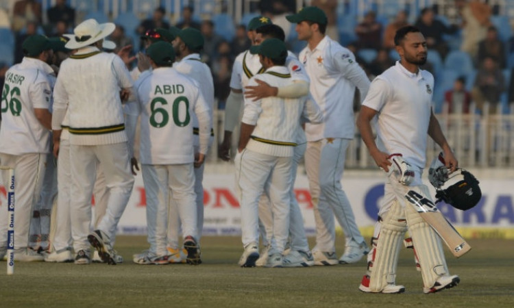 रावलपिंडी टेस्ट:शाहीन अफरीदी की घातक गेंदबाजी, बांग्लादेश की पहली पारी 233 रनों पर सिमटी ! Images