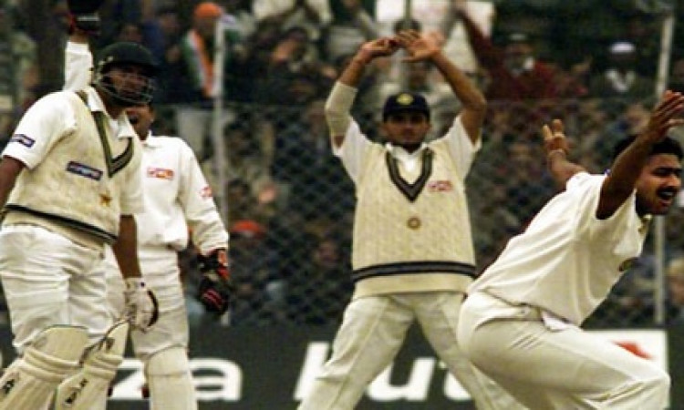 कुंबले को 10 विकेट दिलाने में वसीम अकरम का रहा था अहम किरदार,किया था ऐसा दिल जीतने वाला काम ! Images