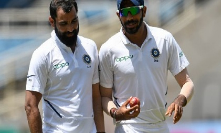 अभ्यास मैच में भारतीय तेज गेंदबाजों का जलवा, न्यजीलैंड XI को 235 रनों की पर किया आउट Images