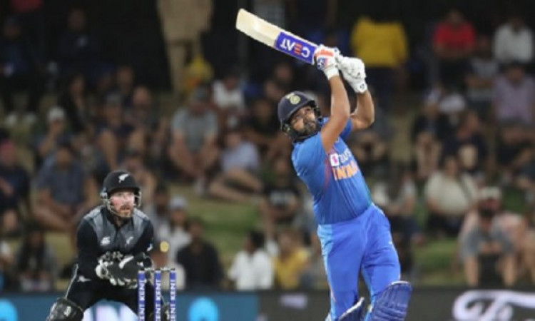 5th T20I: रोहित शर्मा की अर्धशतकीय पारी, भारत ने न्यूजीलैंड को दिया 164 रनों का लक्ष्य ! Images