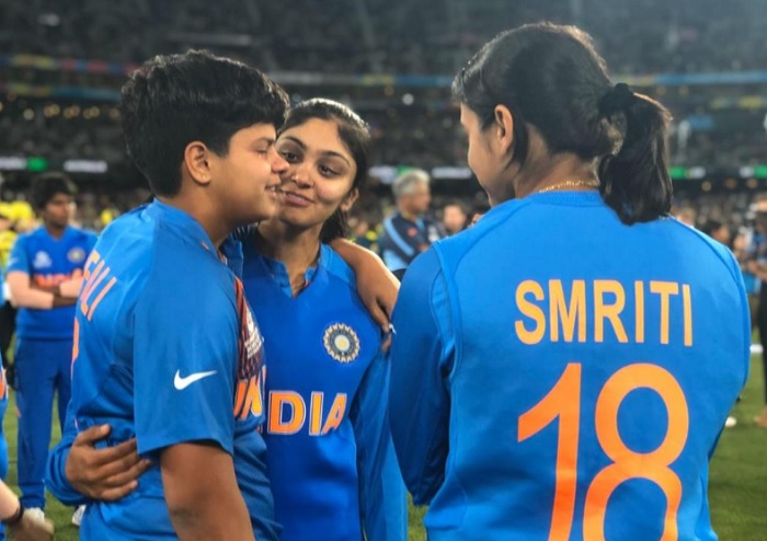 Smriti Mandhana Jersey Number : She pursued her bachelors in commerce