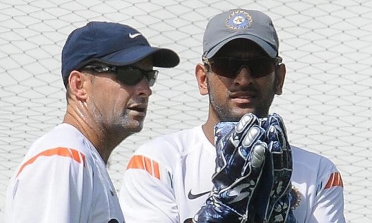 MS DHoni and Gary Kirsten