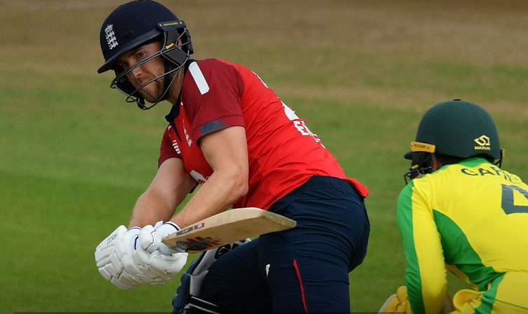 australia won the toss and opted to bowl first against england australia won the toss and opted to bowl first against england