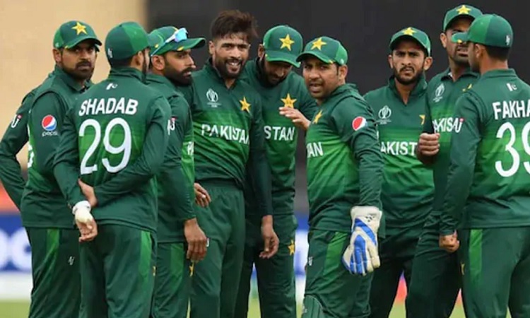 Pakistan announce squad for odi and t20 series vs Zimbabwe